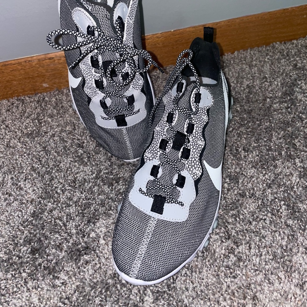 Nike React Element 55 SE